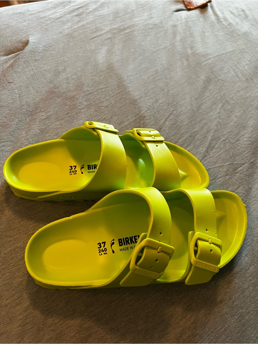 Birkenstock Neon lime green Arizona EVA Sandals - Picture 4 of 6